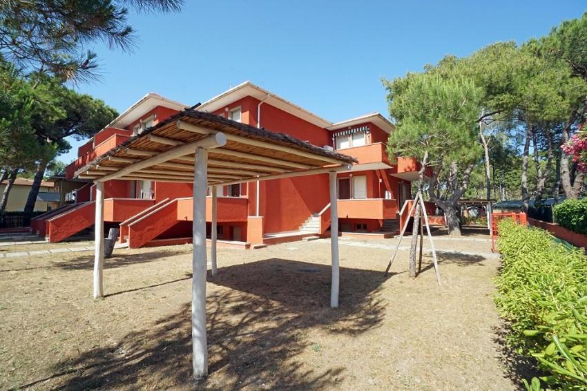 Appartamenti Campeggio Del Forte Marina Di Bibbona Exterior photo